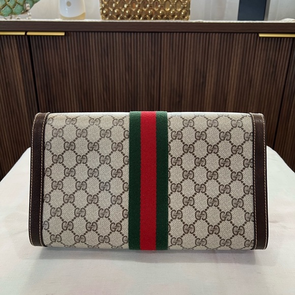 Gucci Cream and Brown Clutch with Monogram Print - Picture 4 of 10